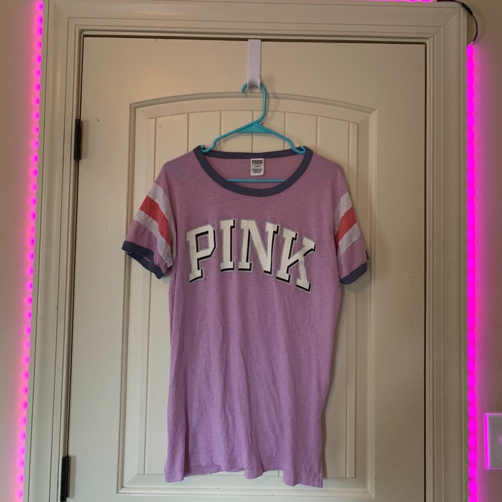 Oversized pink tee